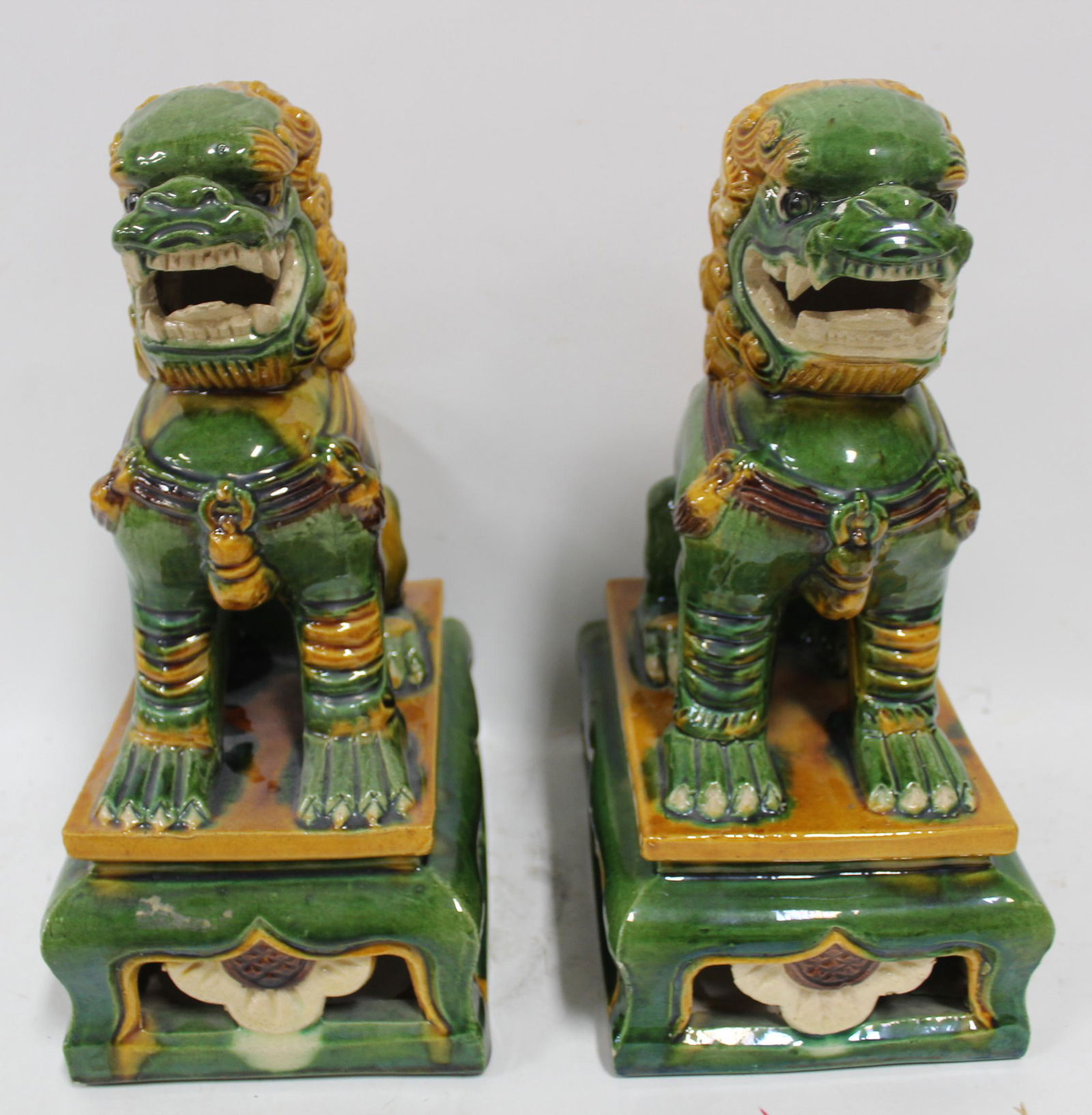 Pair of Oriental Foo Dogs. (2) (1 of 4)