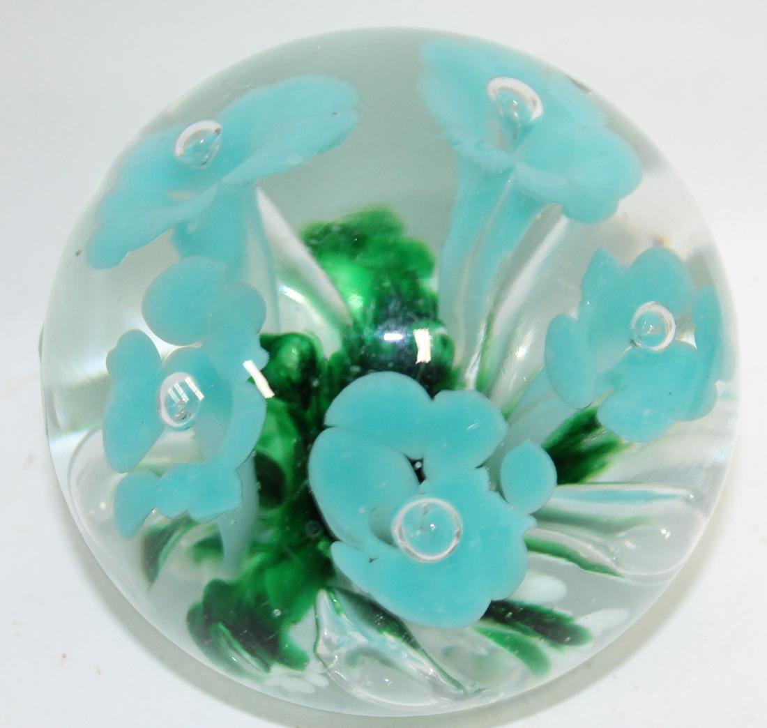 Collector's Paperweight Gibson 1988: 2.5 in.