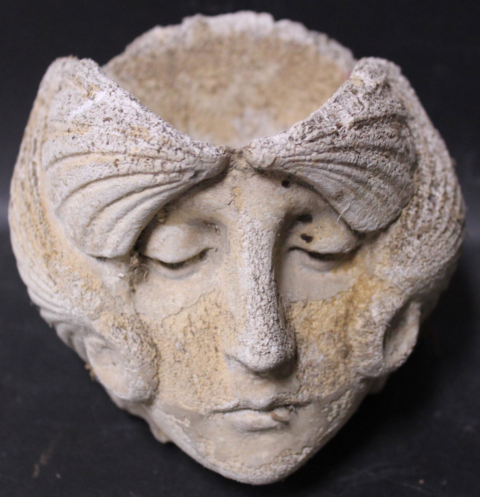Figural Head Planter (1 of 2)