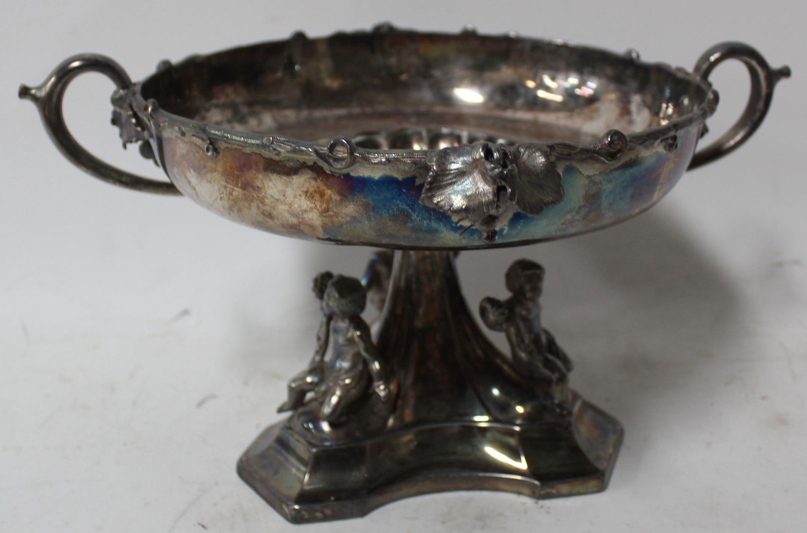American Victorian Silver Plate Compote (1 of 4)