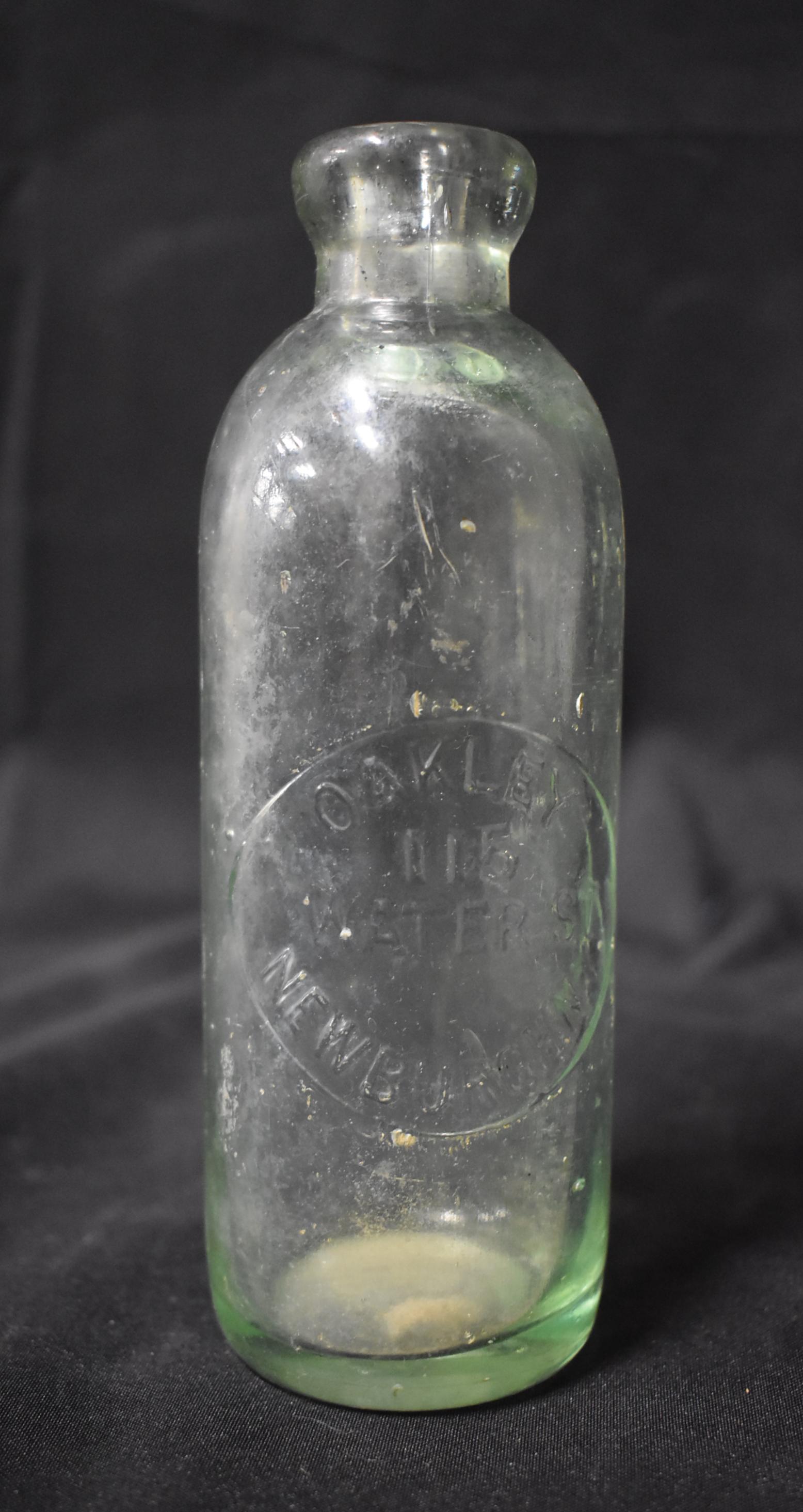 Antique Oakley Newburgh NY Bottle (1 of 4)