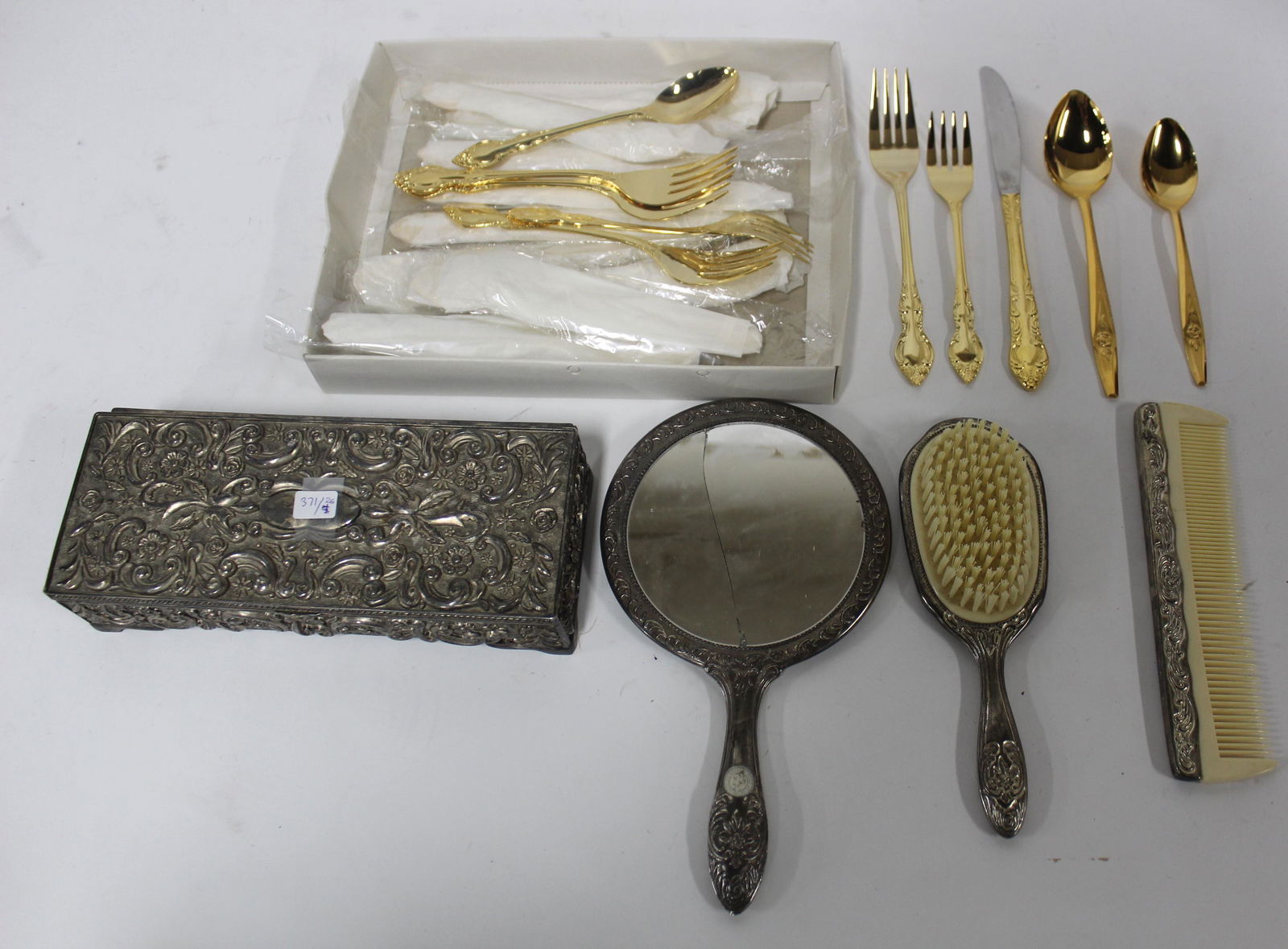 Antique Lot of Silver Plate and Flatware (26) (1 of 1)