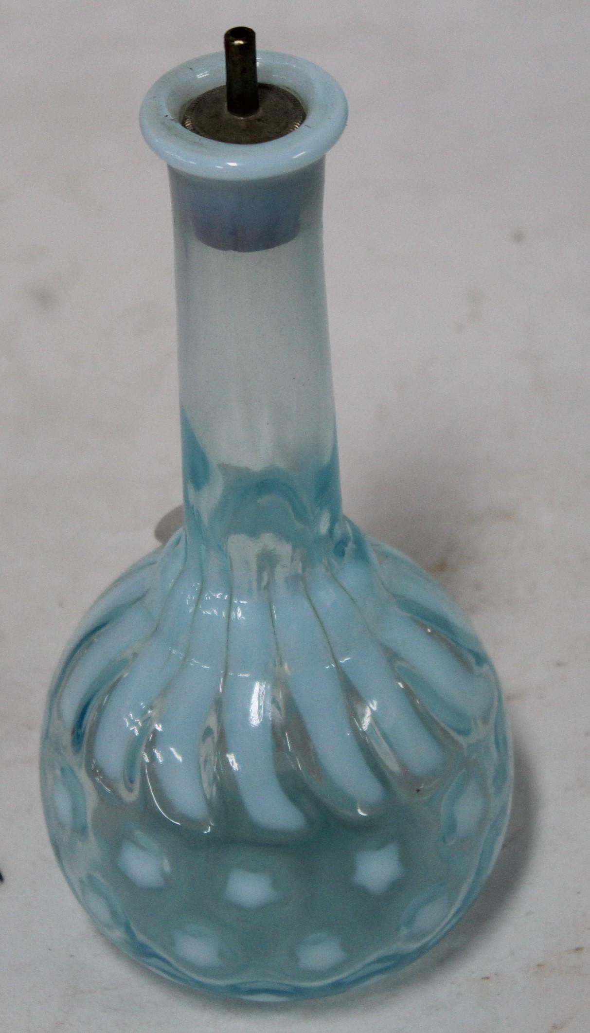 Antique Hobnail Hobbs Brockuner Oil Lamp: 8"H.