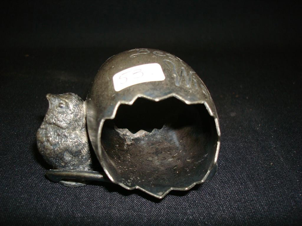 AMERICAN VICTORIAN SILVERPLATE NAPKIN RING: Wishbone and chick. #760
