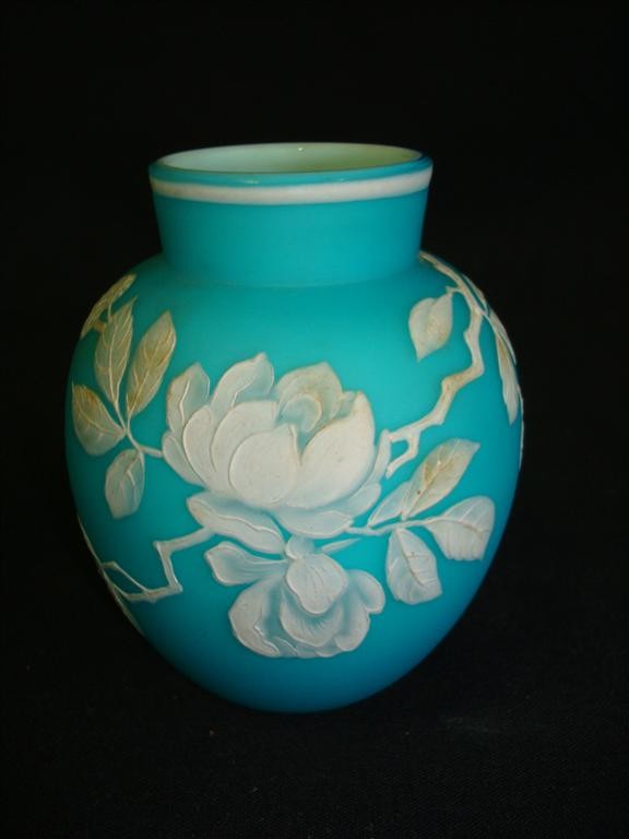 WEBB CAMEO GLASS VASE: Floral decoration. 4" H