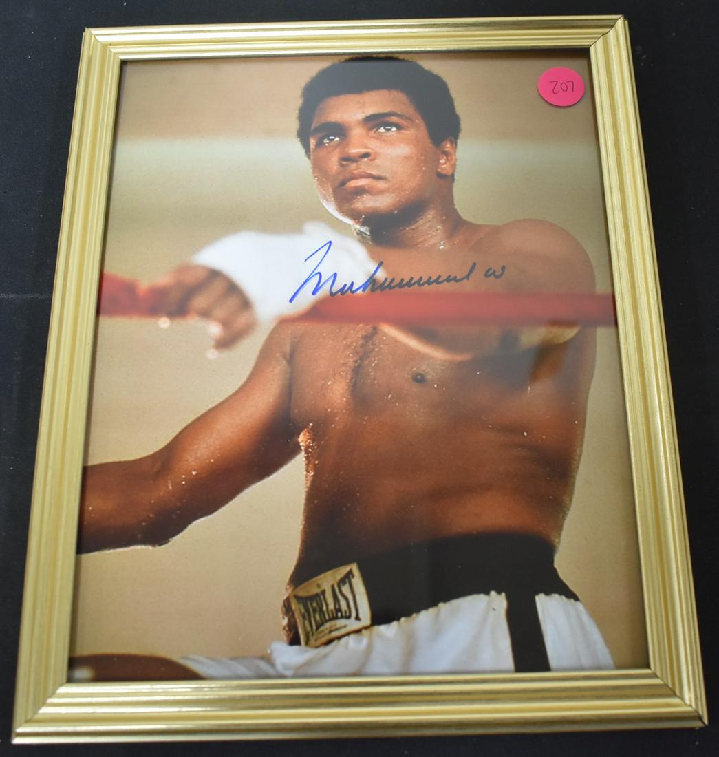 Muhammad Ali Signed Photo: With COA. Size 8x10
