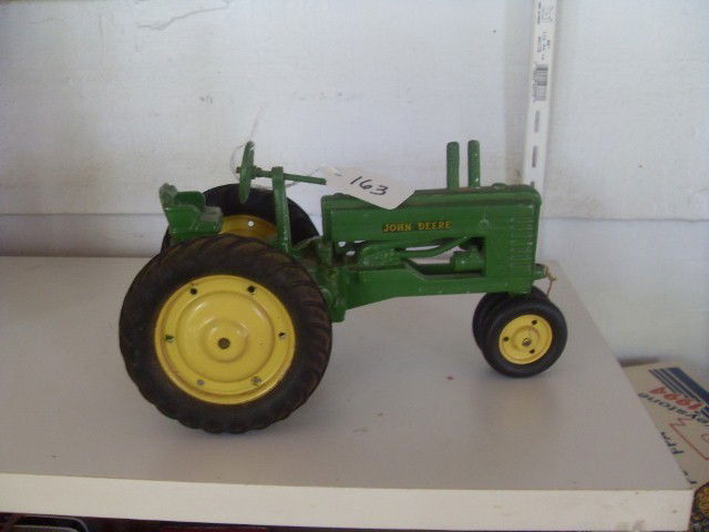 JOHN DEERE TRACTOR: Marked Made in USA. 8-1/2" long