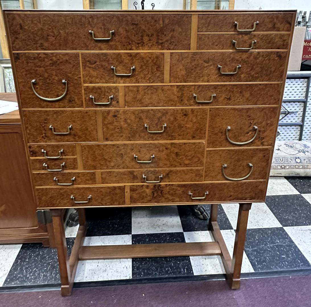 Cabinet 881 Josef Frank for Svensk Tenn (1 of 6)