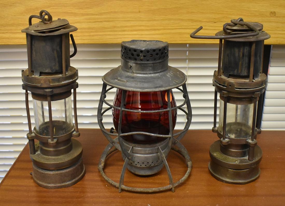 Antique Dietz Oil Lamp and English Brass Lamps (3) (1 of 6)