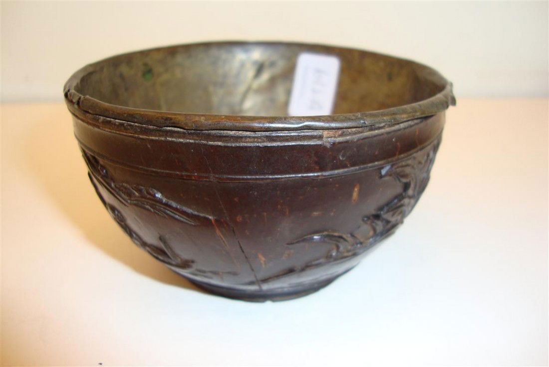 EARLY 19TH C. SILVER AND WOOD TEA CUP: Japanese carved wood tea cup with silvered insert; 3IN. DIAM.