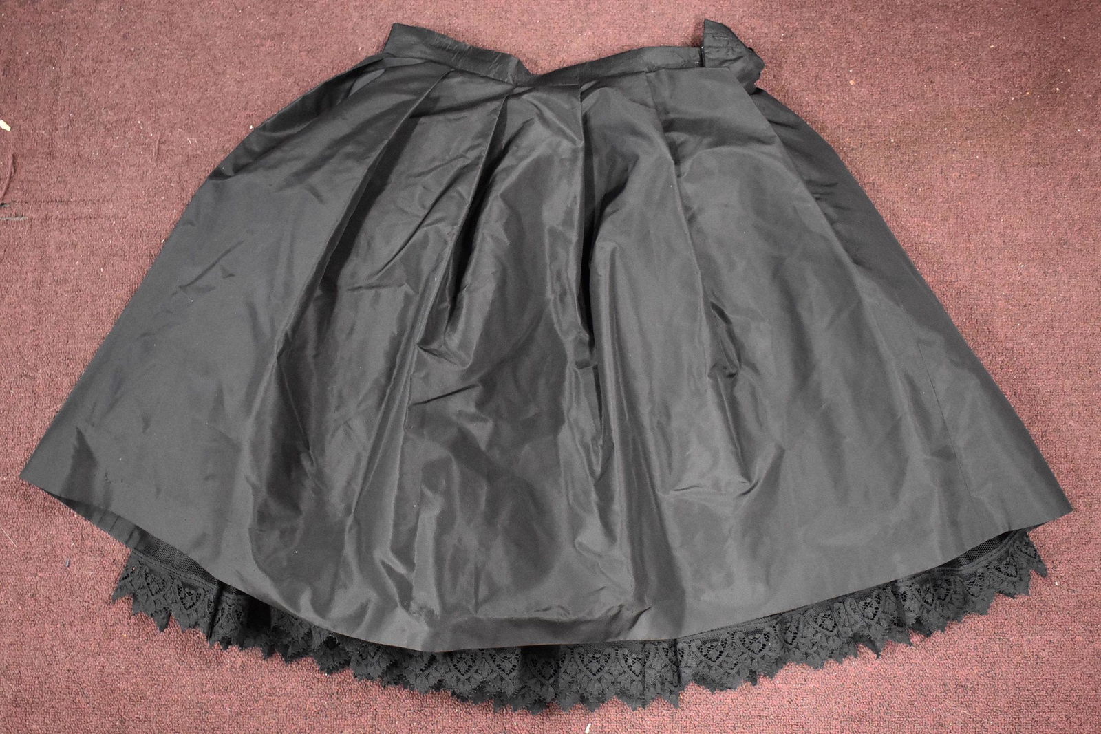 Escada Margaretha Ley Rayon Skirt: With fancy lace trimmed underskirt. Size 38