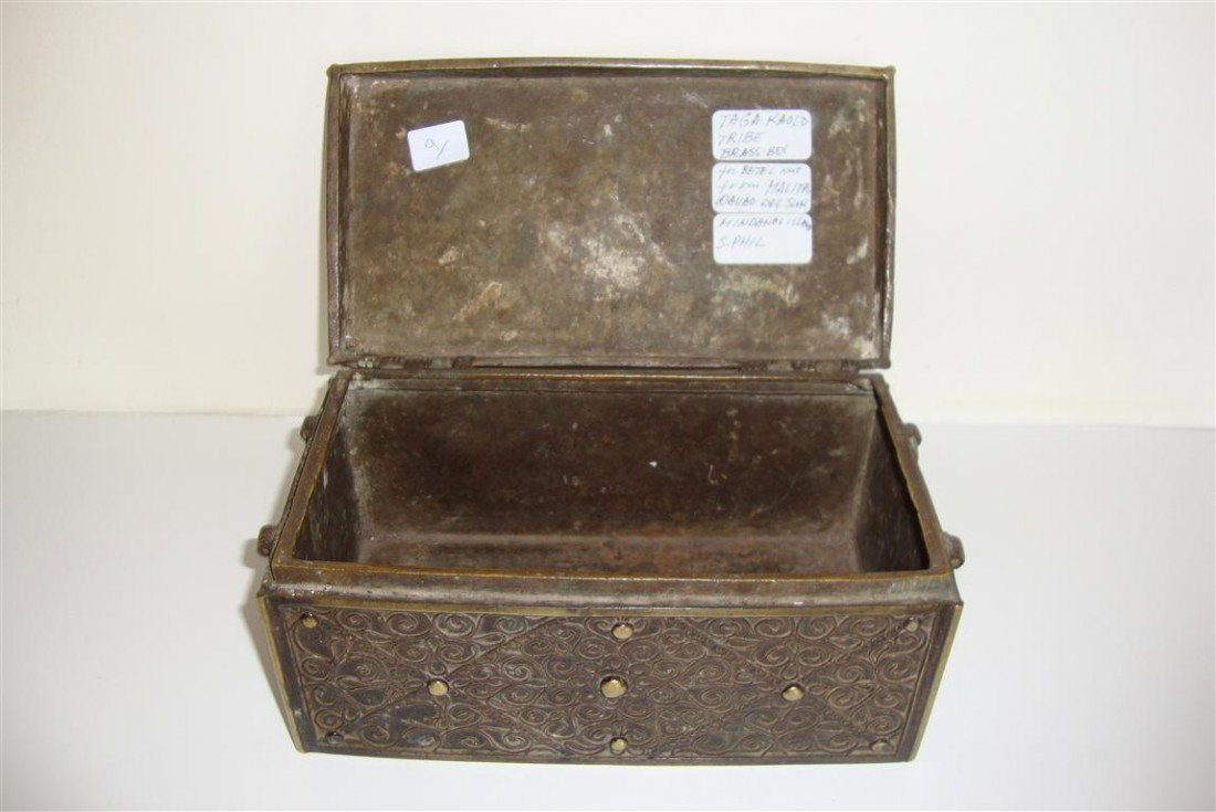 TAGO KAOLO TRIBAL BRASS BOX - 3