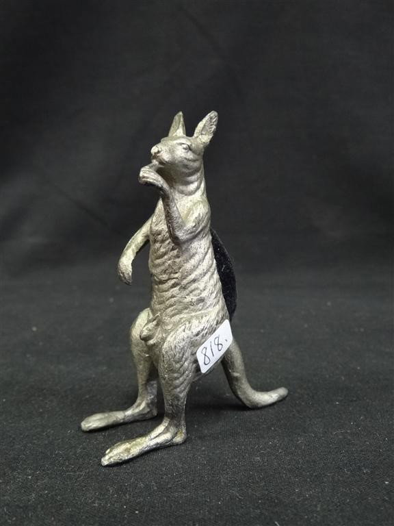 KANGAROO AND BABY PIN CUSHION: 4 1/4"H