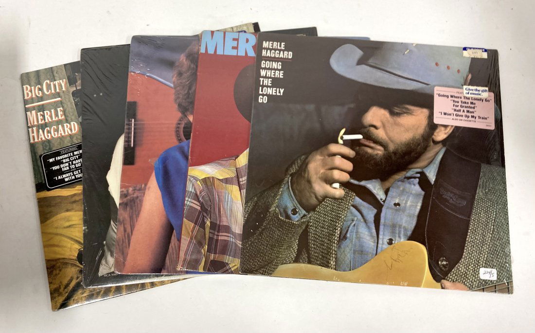 Merle Haggard Record Albums (5) (1 of 5)