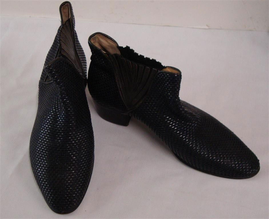 LIBERACES ITALIAN TULSA II BOOTS: Woven leather navy boots size 10