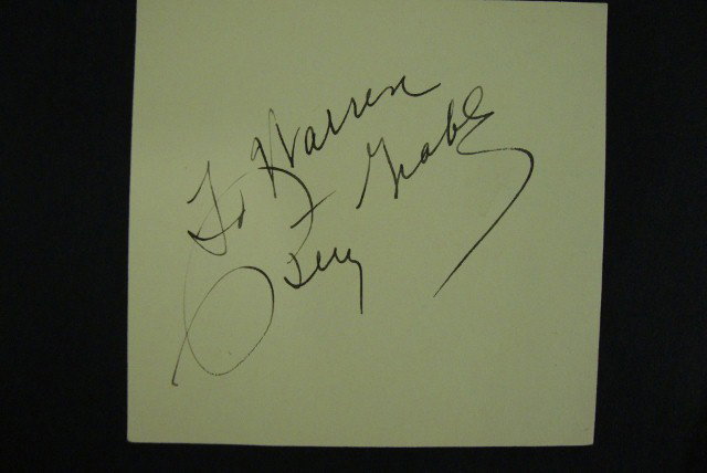 BETTY GRABLE AUTOGRAPH: Signed in ink on paper