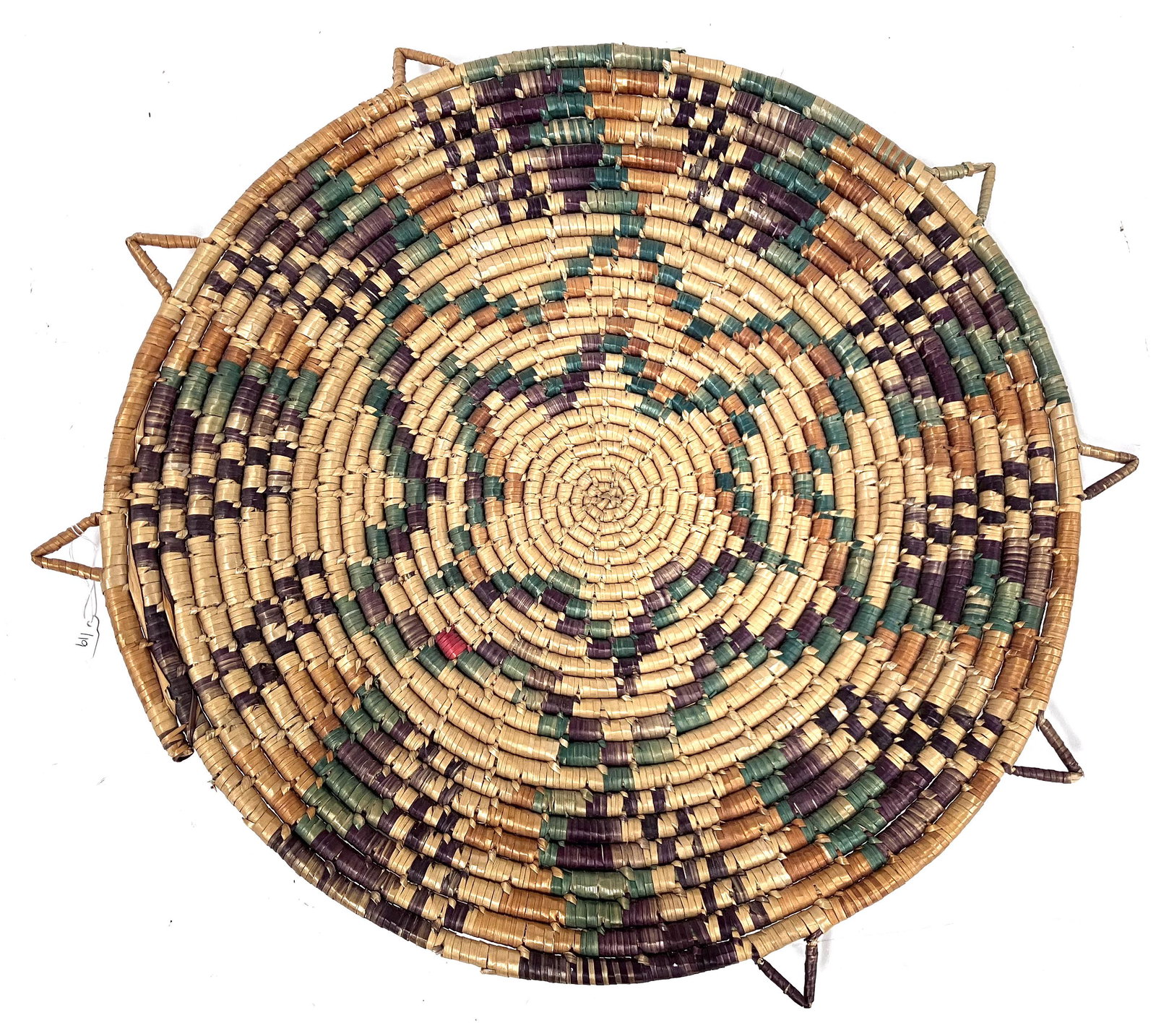 Southwestern Indian Basket: Imperfections to edges Will be visible in photo 20"D