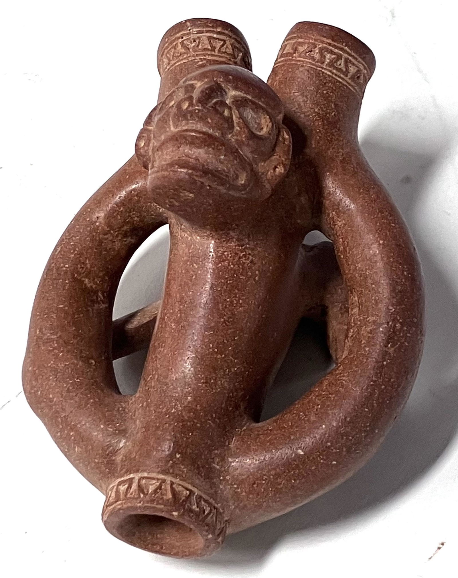 Fine Pre-Columbian Chimu Ancient  Peruvian Bottle (1 of 5)