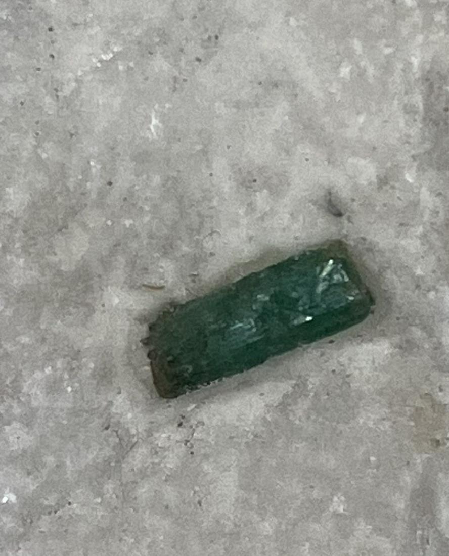 Emerald in Matrix (1 of 3)