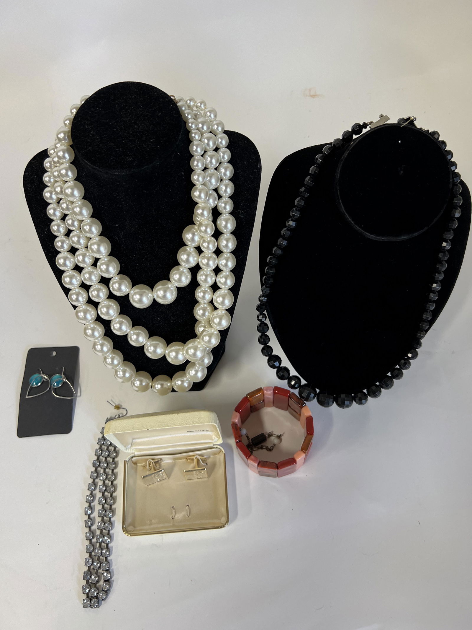 Collector's Lot or Dealer's Lot Jewelry (More than 100) (1 of 4)