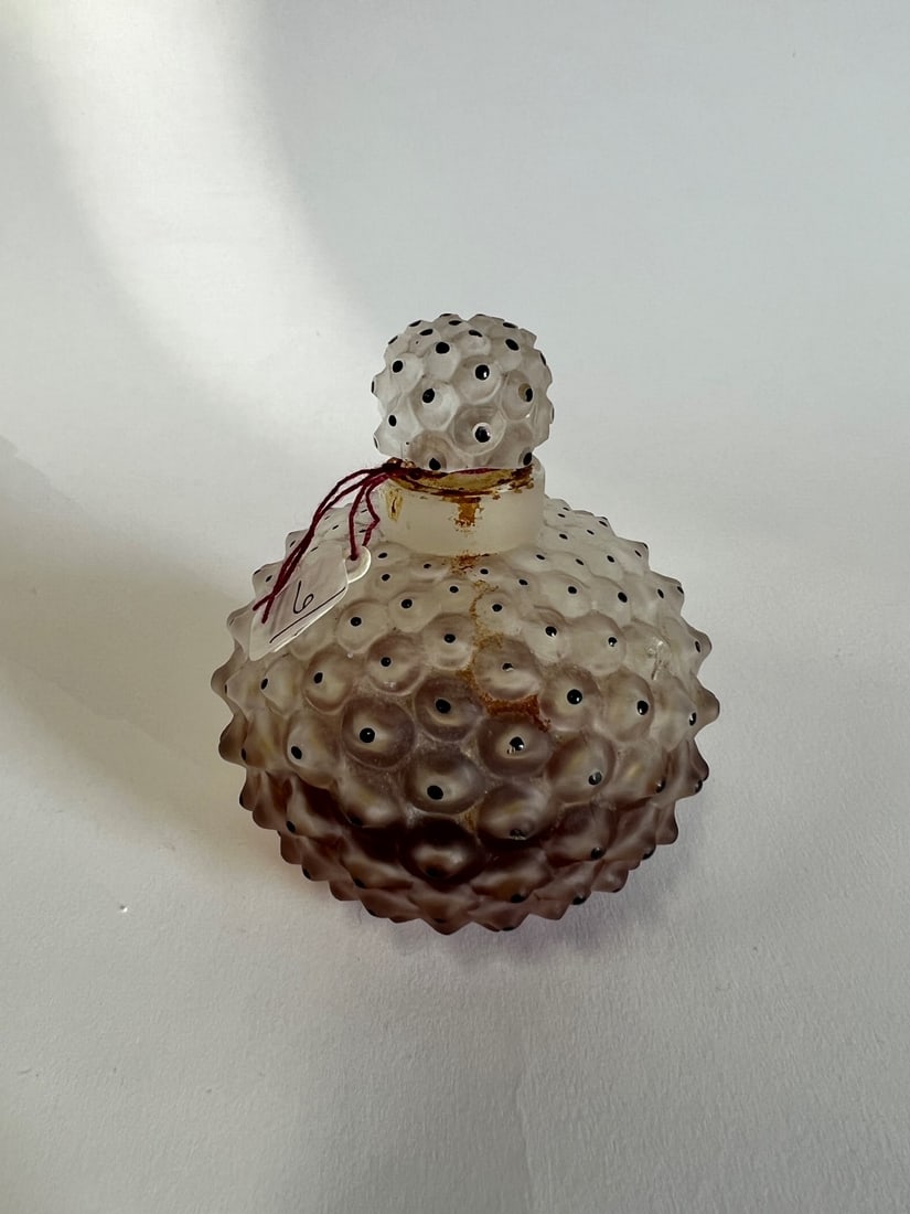 Signed Lalique Perfume Bottle (1 of 2)