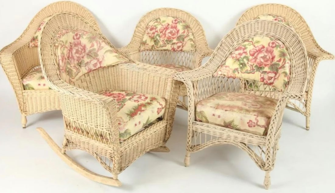 Superb 1920's Wicker Suite 6 Pcs. (1 of 4)