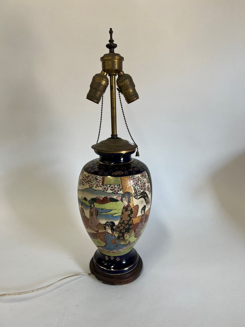 Hand Decorated Japanese Table Lamp (1 of 4)