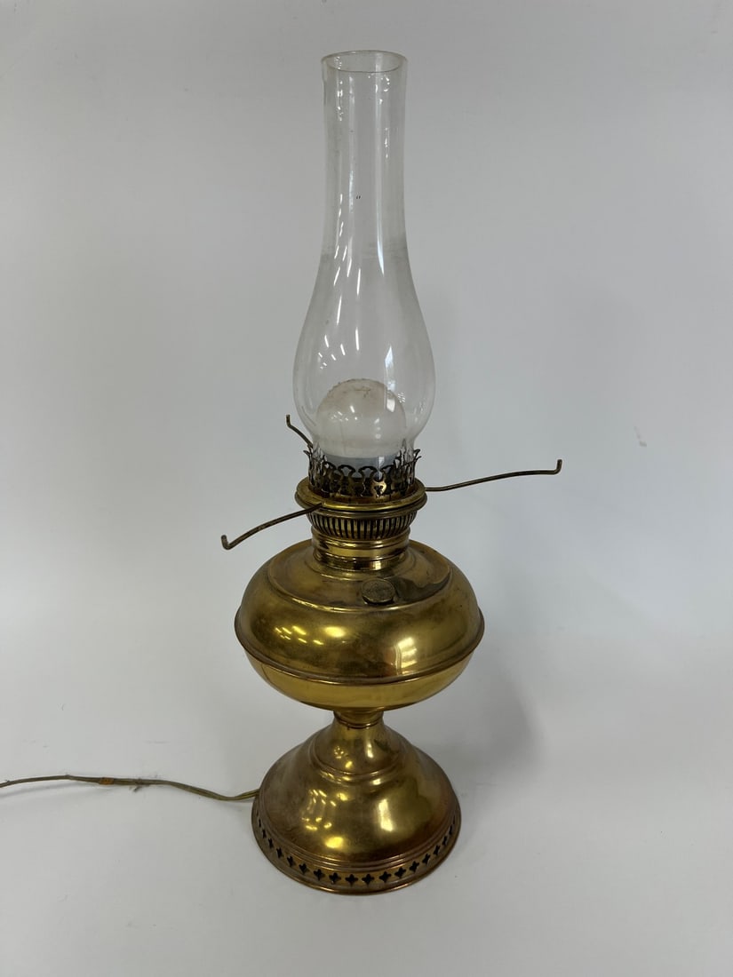 Gone With the Wind Rayo Lamp Electrified: 21" H (Lamp) D. 10" Shade