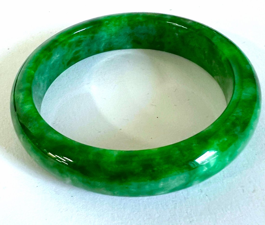 A BEST Emerald Jade Translucent Bracelet (1 of 1)