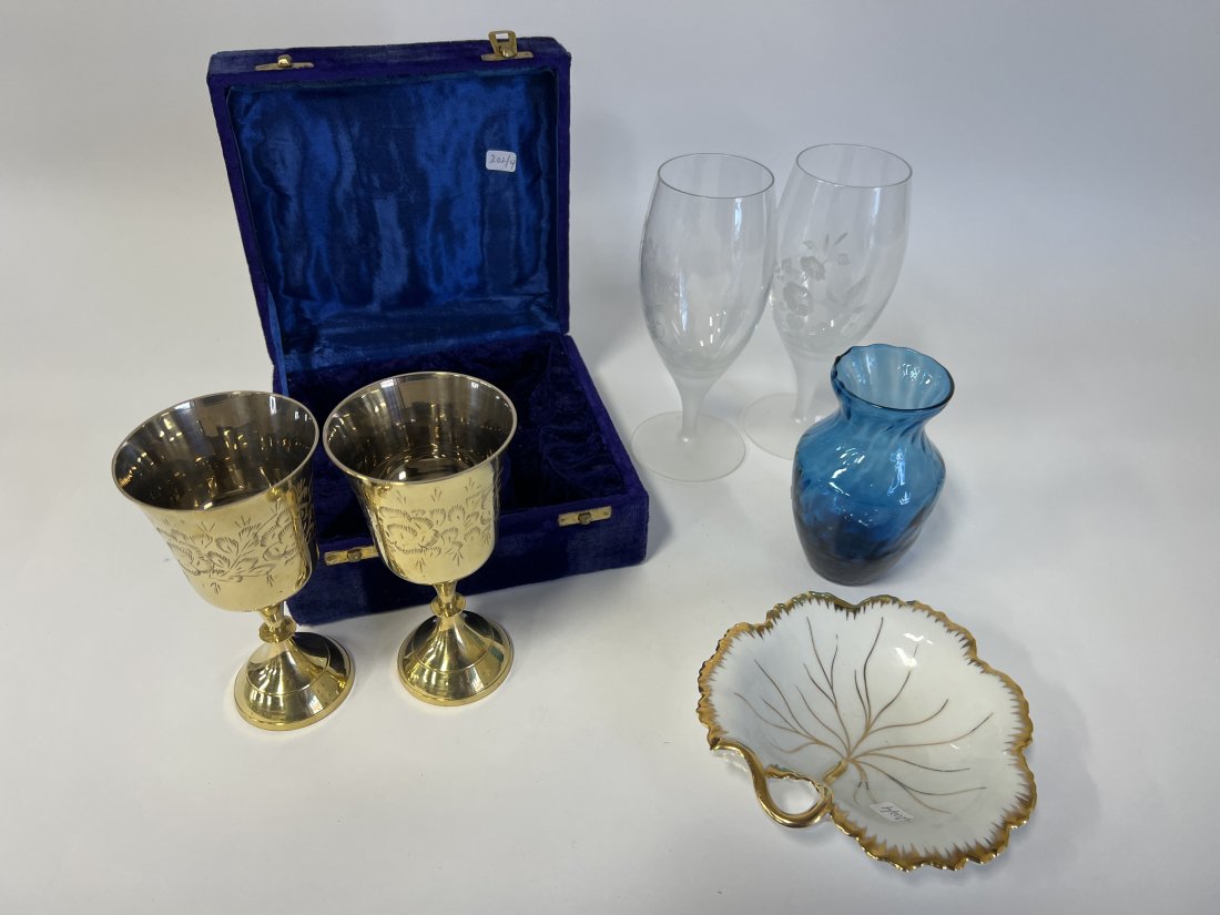 Limoges Leaf Dish and Collectible Glass & Brass (4) (1 of 5)