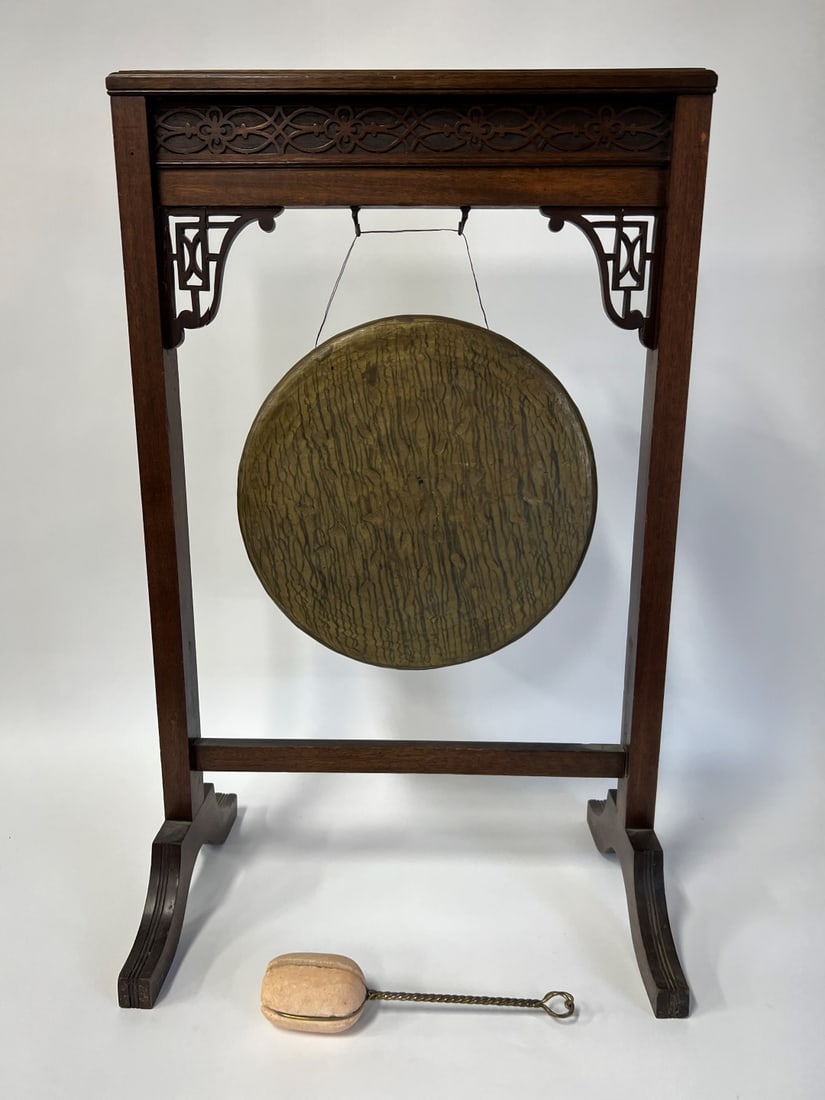 Chinese Chippendale Style Gong Stand (1 of 4)