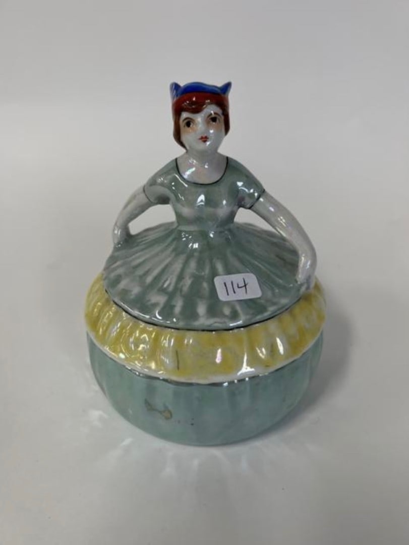 Art Deco Dressing Table Box, A Full Skirted Lady (1 of 2)