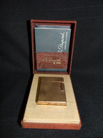 Dunhill Goldtone Lighter Original Box: In the original box with the original booklet. Never used.