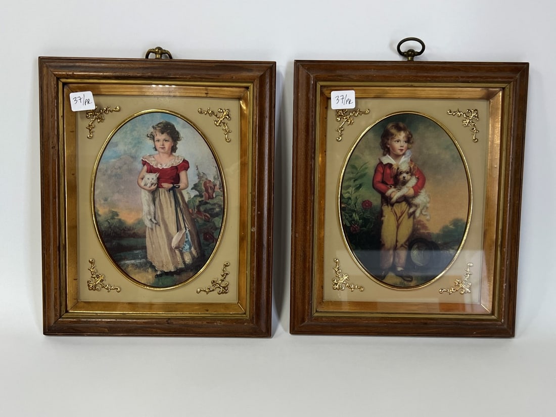 Pr. Gallery Framed and Matted Pictures of Children (1 of 4)