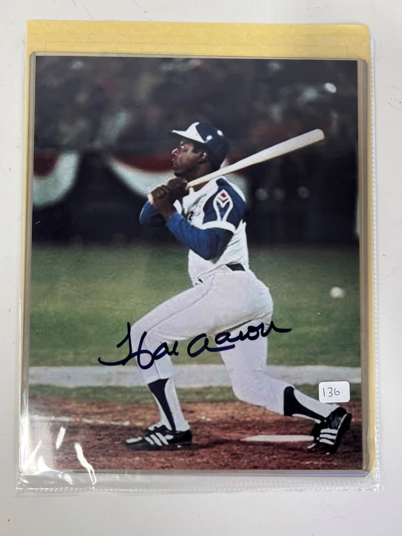 Hank Aaron Signed Photograph (1 of 2)