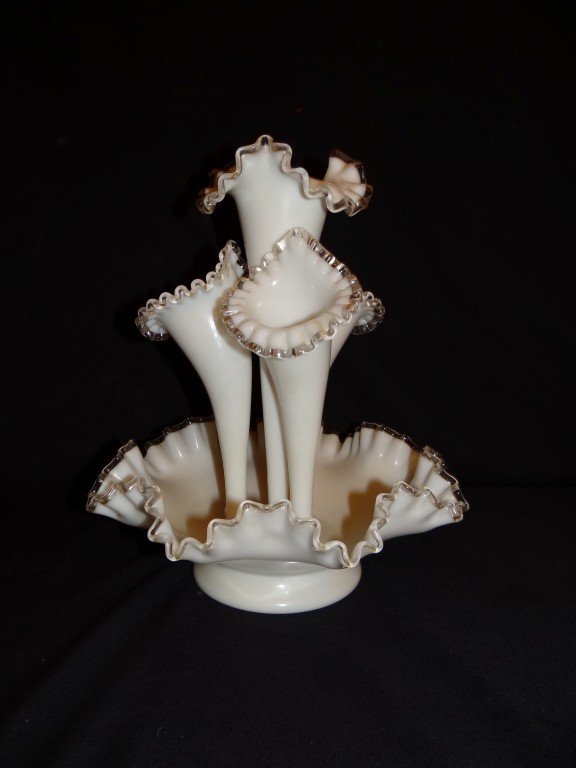 Victorian Cased Glass Epergne: Console bowl with a central vase which fits in surrounded by three others.