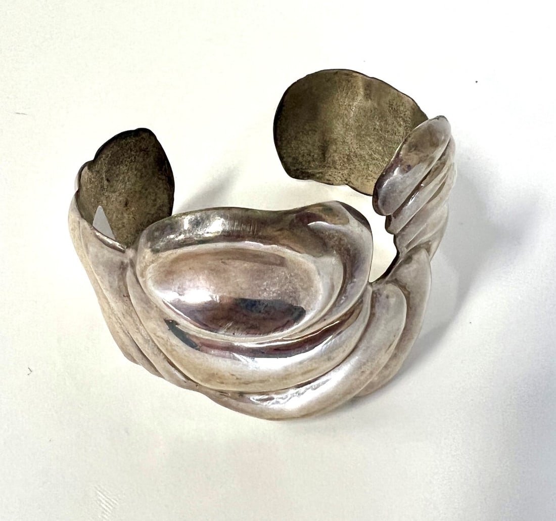 Los Ballesteros Mexican Sterling Cuff Bracelet (1 of 4)