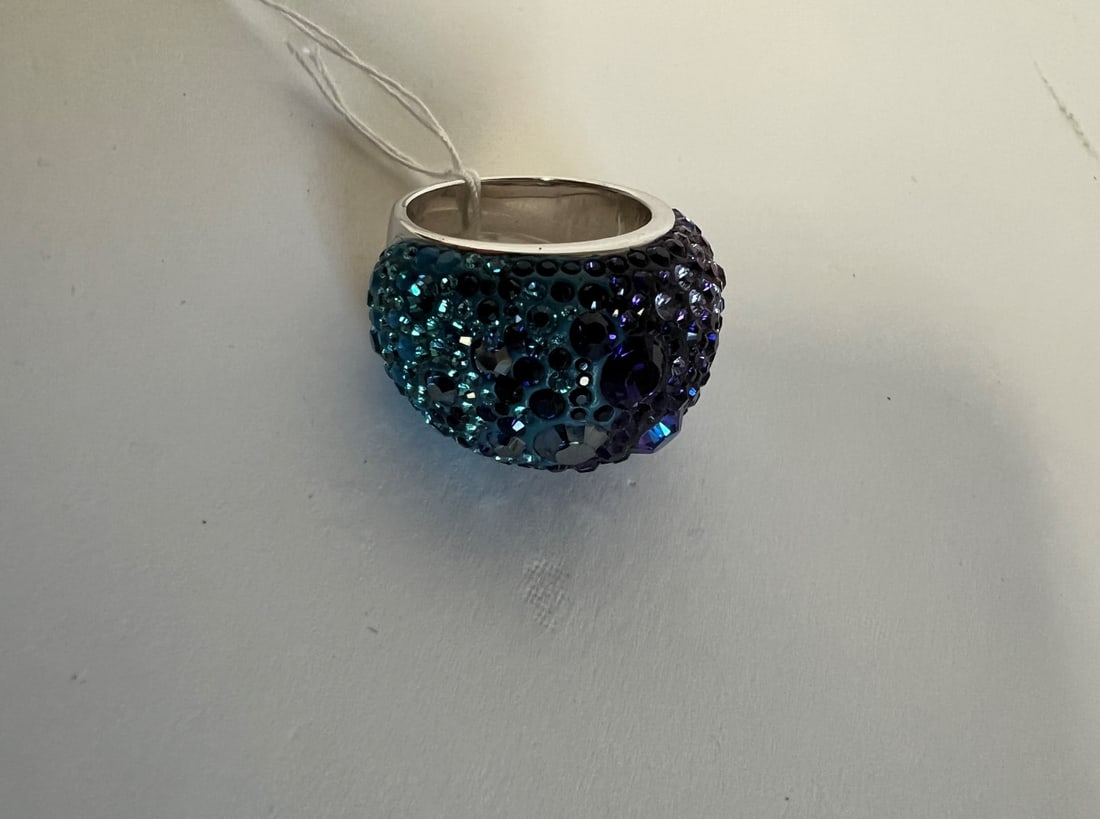 Swarovski Multi Crystal Dome Ring: Good Quality"Silver setting"