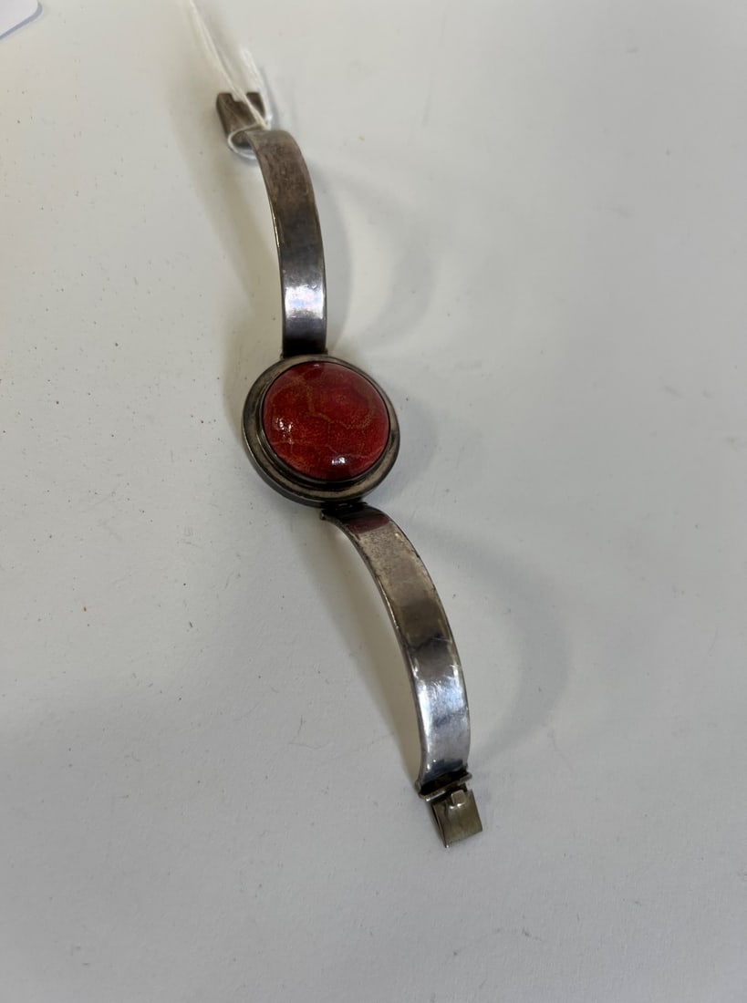 Vintage Sterling Silver & Carnelian Bracelet: Marked 925