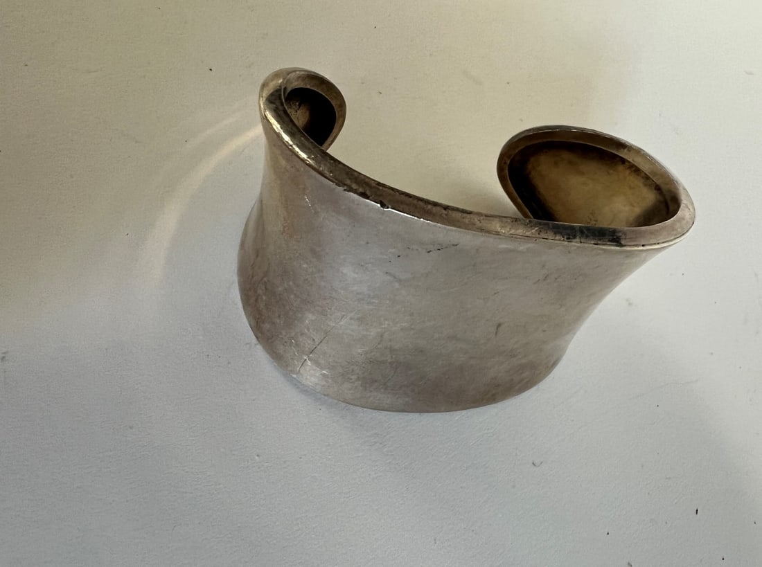 Good Quality Mexican Sterling Cuff (1 of 3)