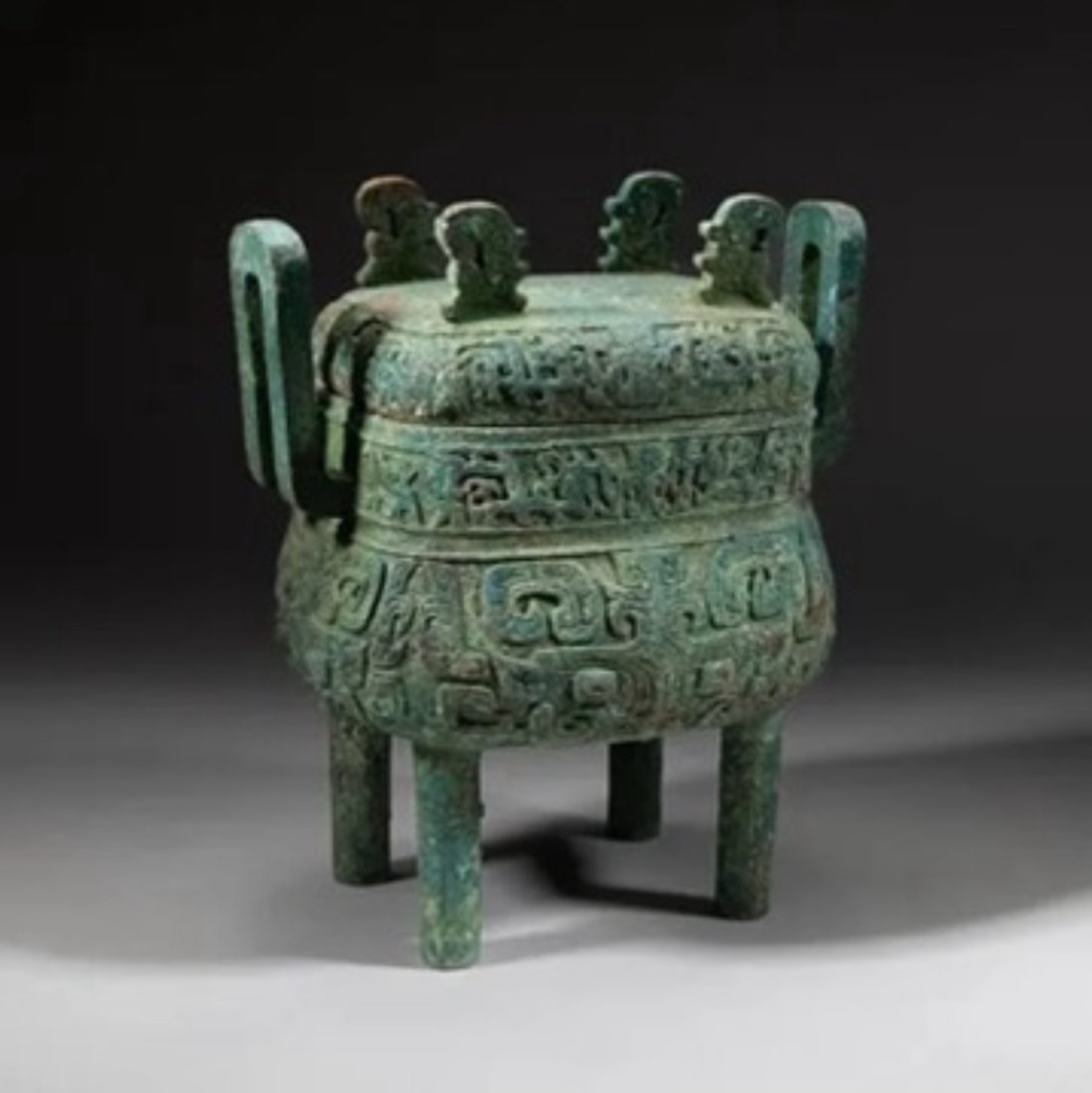 Ancient Western Chou Imperial Food Server: From the octogenarian's collection, most ancient Chinese bronzes here are from a forced government sale in 1944-45 of Japanese /US based Yamanaka Co thence to Warren Cox, from him to Charles Farm Coll