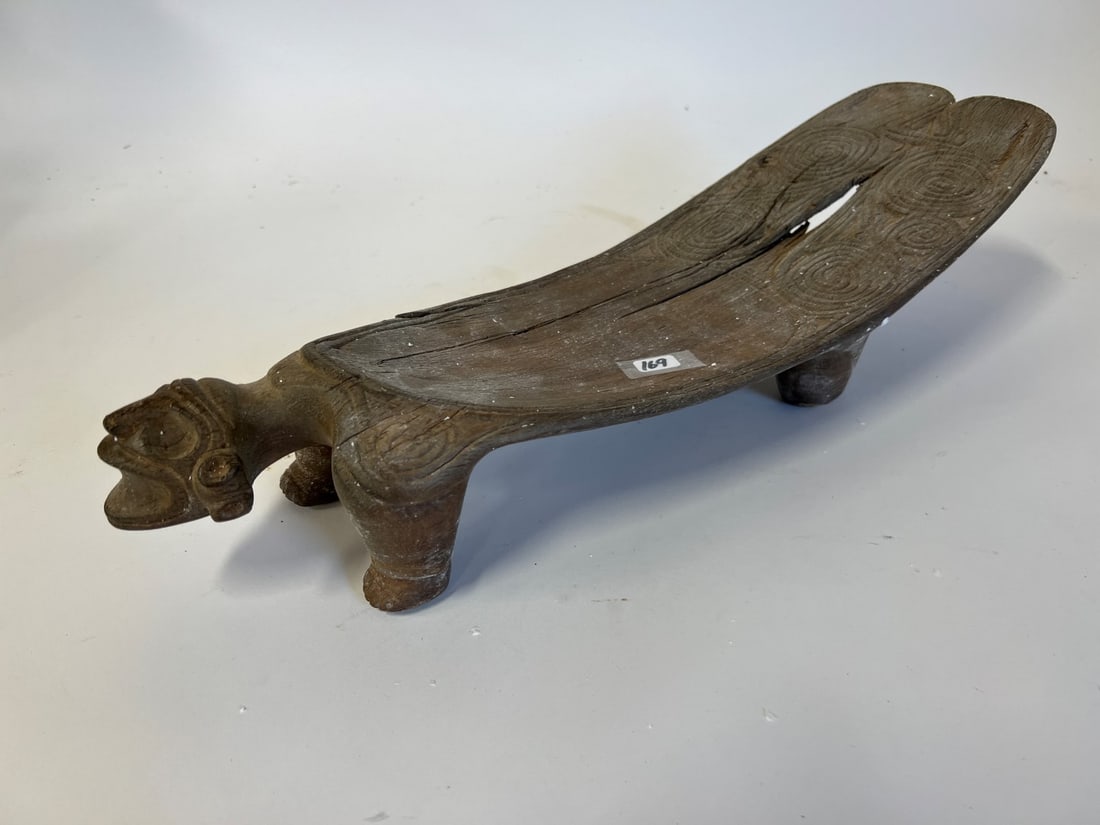 Ceremonial Seat DUHO Taino Arawak (1 of 3)