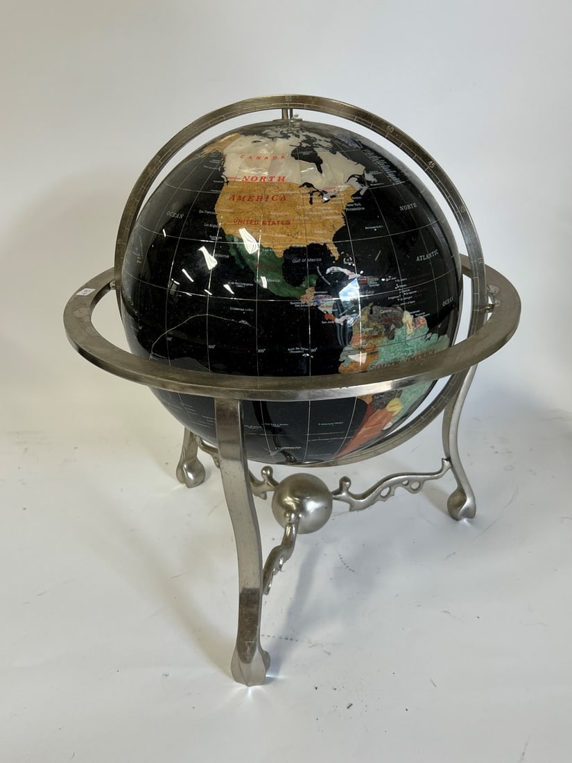 Good Quality Globe on Chrome Stand (1 of 4)