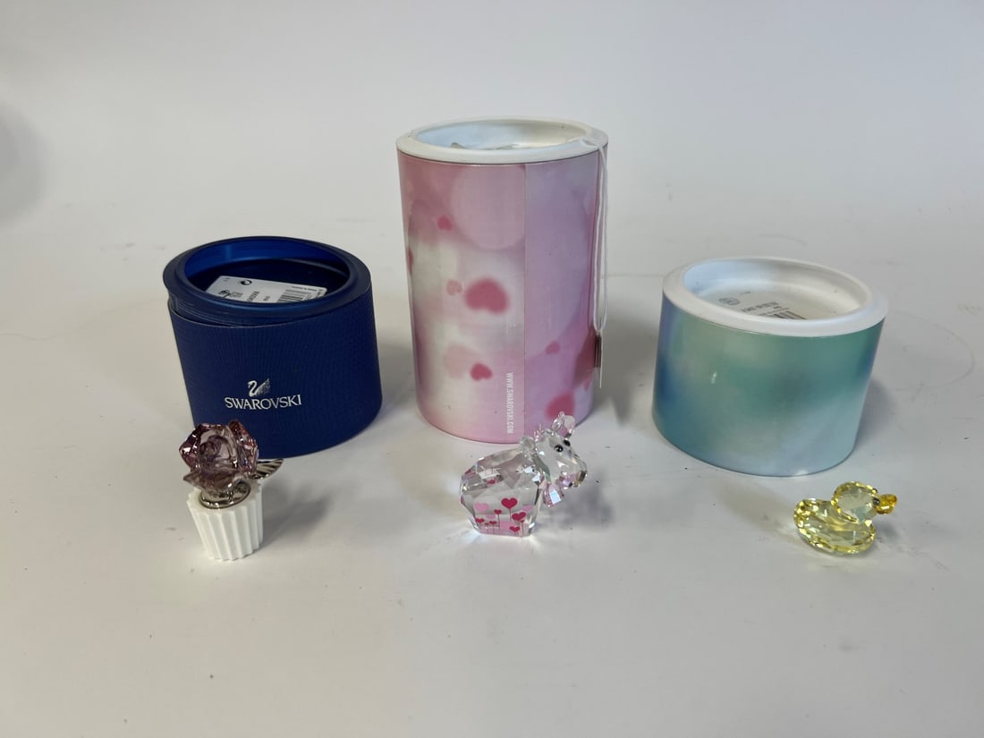 Swarovski Crystal Figures in Boxes (3) (1 of 4)