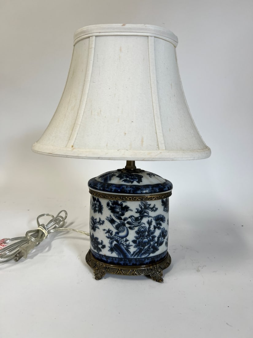 Good Qualitty Vintage Oriental Lamp (1 of 3)
