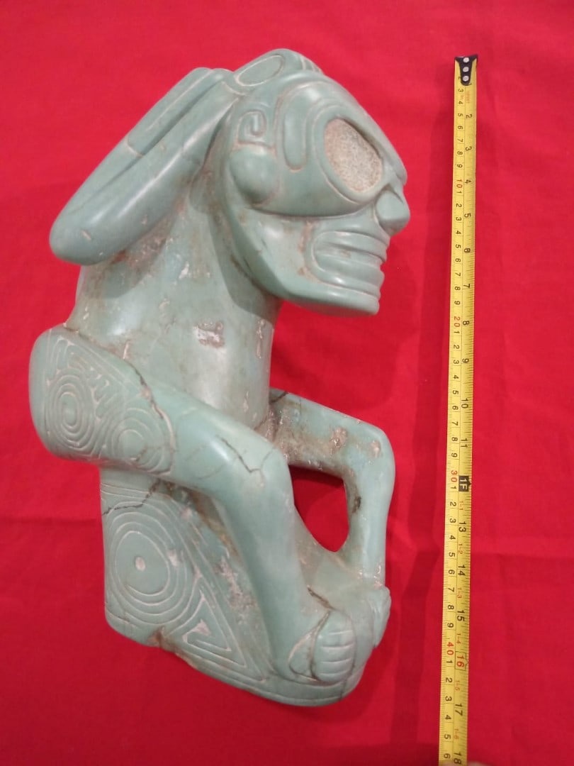 Taino Arawak Seated Cacique Green Stone (1 of 6)