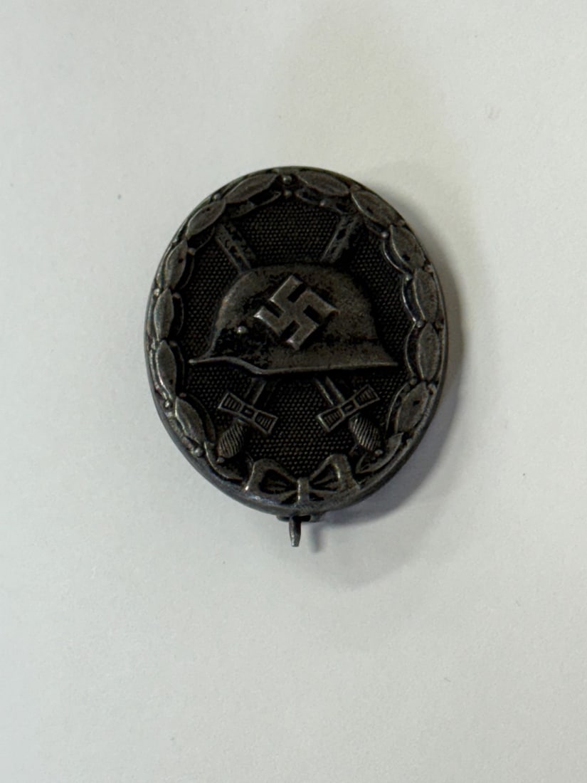 WW II Combat German Badge (1 of 2)