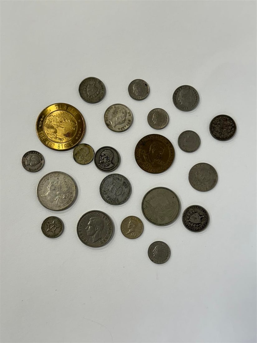 Lot of  Collector's Coins as Pictured. (1 of 3)