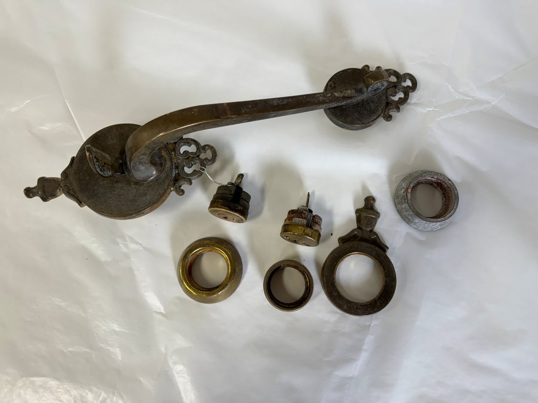 19th C. Brass Entry Door Handle (1 of 2)