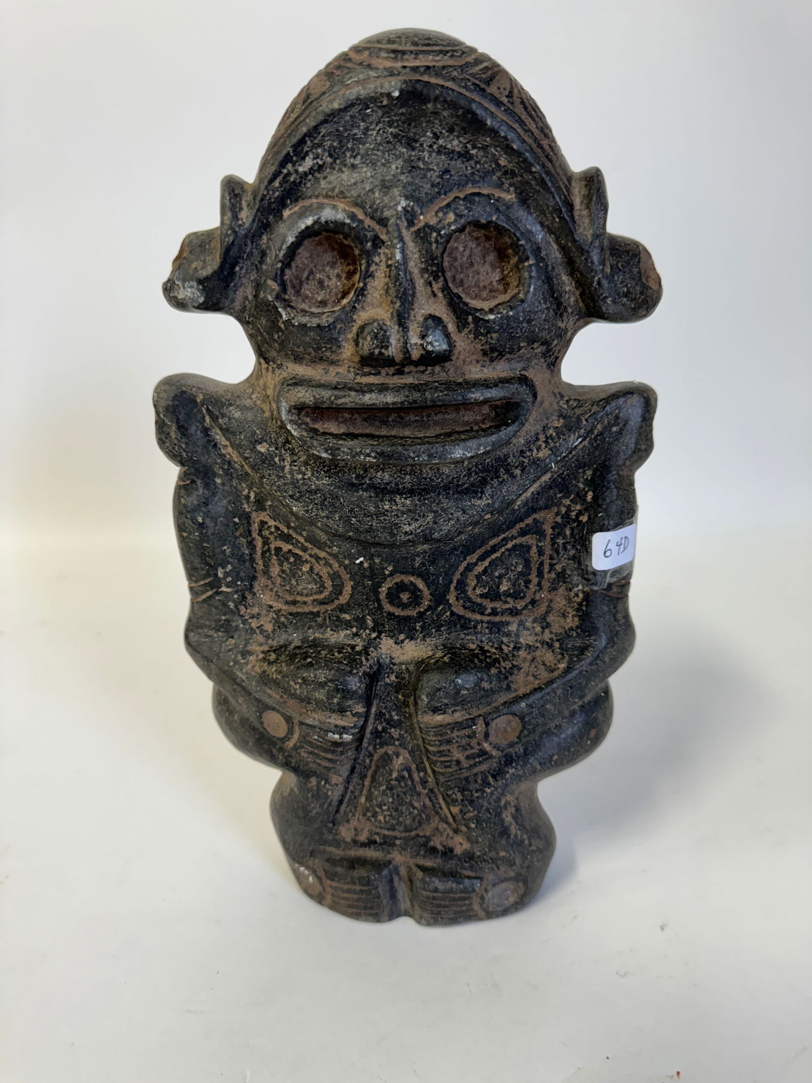 Taino Arawak Black Stoneware Crouching Figure (1 of 3)